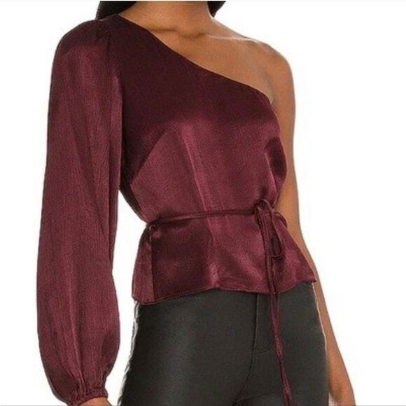MINKPINK Nador One Shoulder Top Women's XS Wine Tie Detail Peplum Blouse NWT - Picture 1 of 7